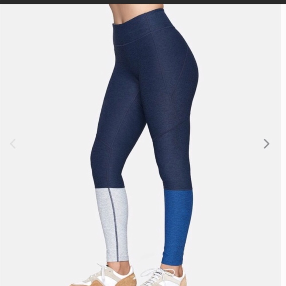 Outdoor Voices 7/8 Dipped Legging